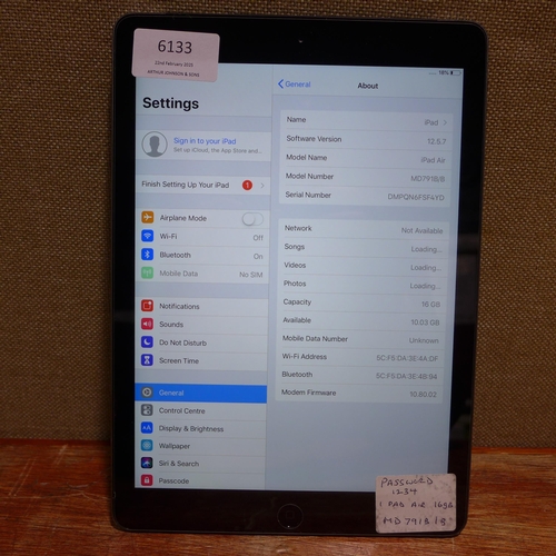 6133 - Apple Ipad Air 16gb (model: MD791B/B) (480-767)  *This lot is subject to VAT