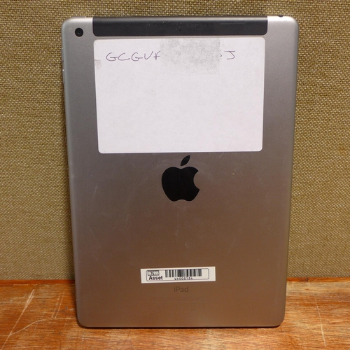 6136 - Apple Ipad Air 16gb (model: MD791B/B) (480-770)  *This lot is subject to VAT