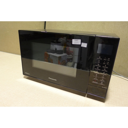 6187 - Panasonic combi microwave, Original RRP £164.99 + VAT (352-361) *This lot is subject to VAT