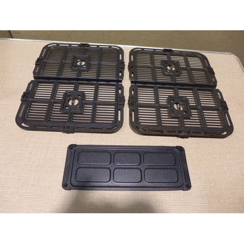 6222 - Sur La Table air fryer (352-20) *This lot is subject to VAT