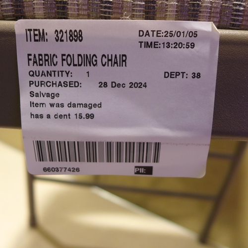 6224 - Fabric folding chair (352-445) *This lot is subject to VAT