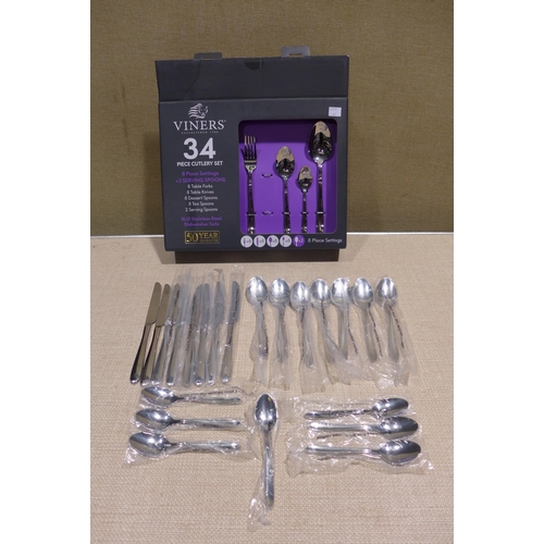 6365 - Bamboo lazy susan and Viners cutlery set (missing items) (352-127, 132) *This lot is subject to VAT