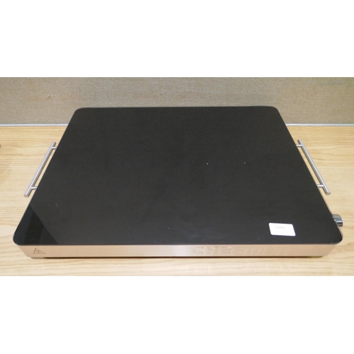 6265 - Chefman XL warming tray ( 352-822)  * This lot is subject to VAT