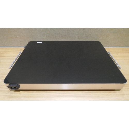 6267 - Chefman XL warming tray ( 352-824)  * This lot is subject to VAT