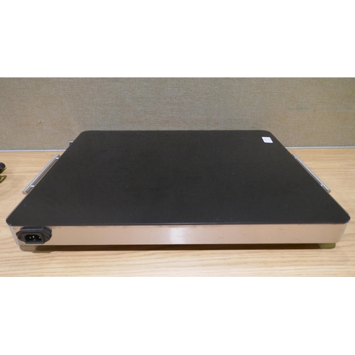 6271 - Chefman XL warming tray ( 352-828)  * This lot is subject to VAT