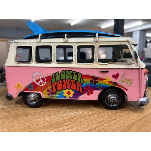 3047 - A Retro pink VW van ornament