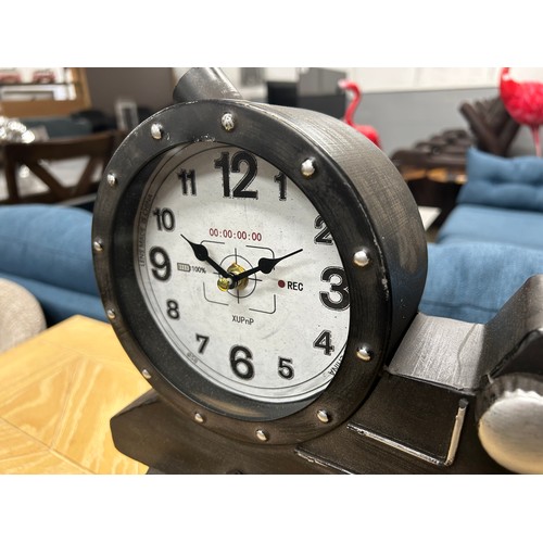 3097 - A cinema reel clock