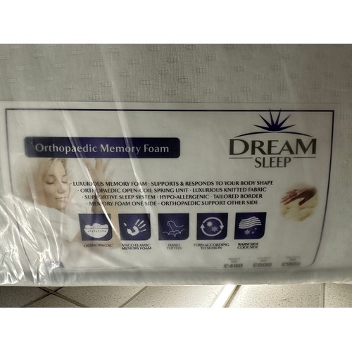 3160 - A 'silk' 4ft mattress