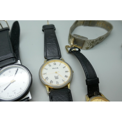 7224 - A collection of wristwatches including Limit and Timex