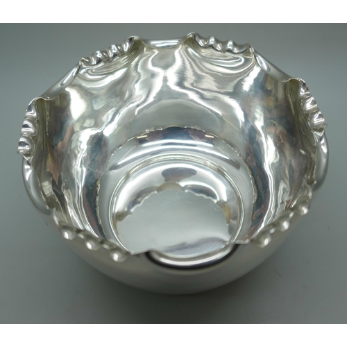 7306 - A silver bowl with crimped edge decoration, James Dixon & Sons, Sheffield 1901, 108g, 6cm height