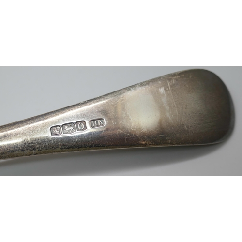 7311 - A large heavy silver ladle, Atkin Brothers, Sheffield 1931, 263g, 31cm