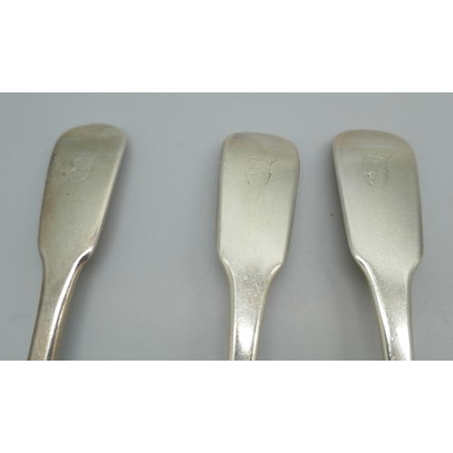 7316 - Seven silver spoons, London 1819 and 1820, 281g