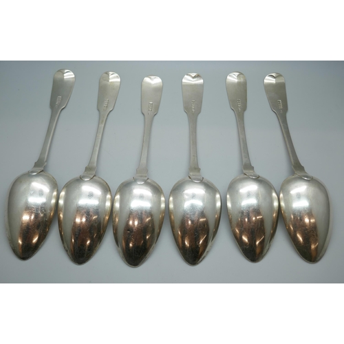 7320 - A set of six Irish silver serving spoons with engraved crest, Samuel Neville, Dublin 1810, 433g