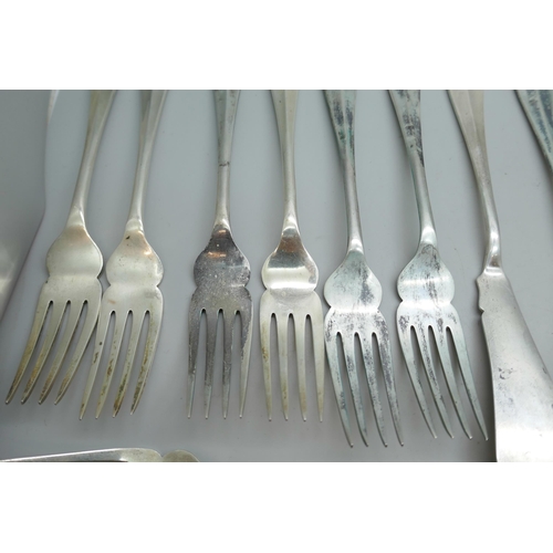 7330 - A set of twenty-four silver fish knives and forks, 12 + 12, Birmingham 1932, 1250g