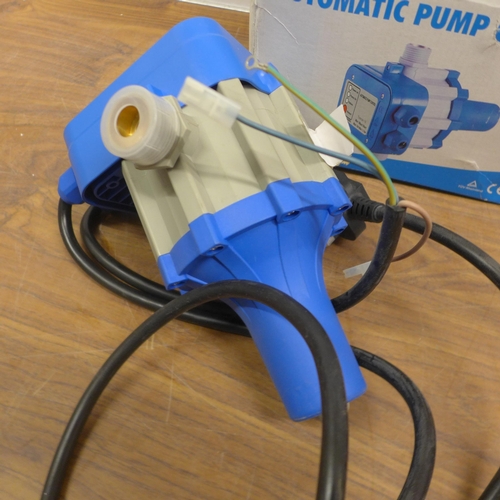 5057 - A Clarke pump EPC800 electronic pump control unit and a model PC-10 automatic pump control unit * Th... 