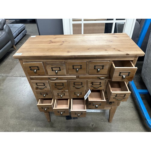 3092 - A wooden 20 drawer cabinet