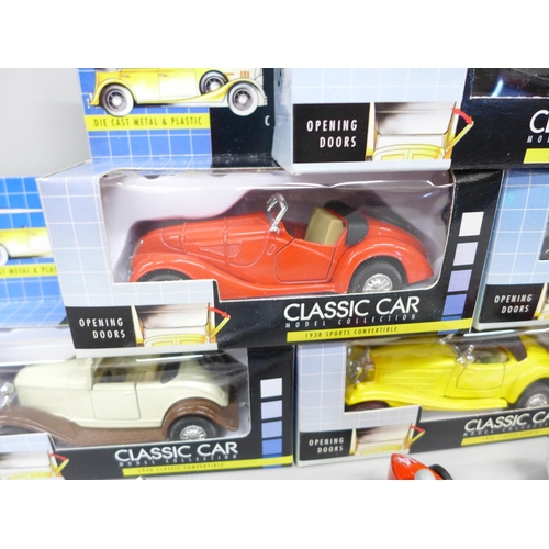 2071 - A collection of die-cast model vehicles includes six boxed classic cars, Matchbox Ferrari, Lledo rac... 