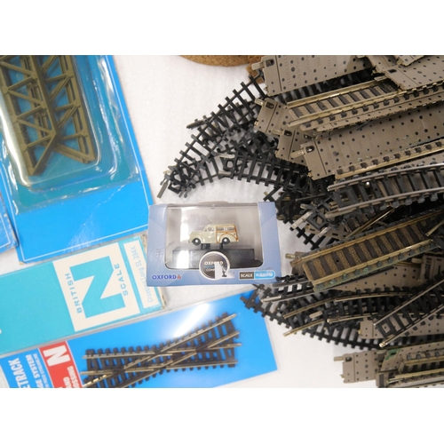 2160 - A box of N gauge track and accessories including Peco