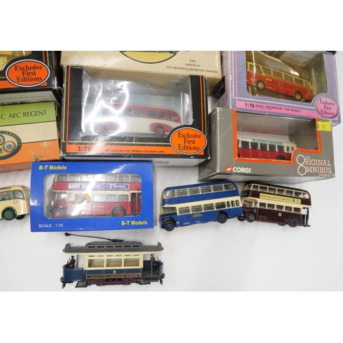 2177 - A collection of model vehicles including boxed sets, Corgi, Lledo and more examples.