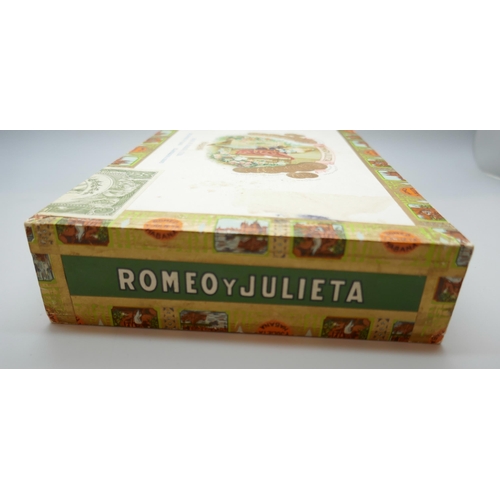 2242 - A box of 25 Romeo y Julieta Habana Cuba cigars, sealed