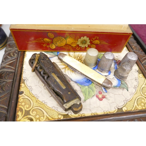 2247 - A brass double ended case marked Syke’s patent and 1 1/4oz., a pair of fish servers with silver ferr... 