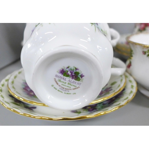 2330 - A mixed collection of china to include Royal Albert teacups Sweetpea, Lavender Rose, Christmas Rose,... 