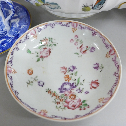 2330 - A mixed collection of china to include Royal Albert teacups Sweetpea, Lavender Rose, Christmas Rose,... 