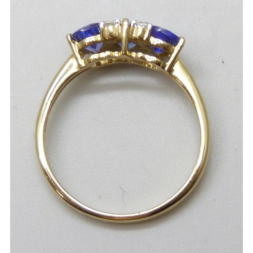 7093 - A TGGC gold, tanzanite and zircon ring, 2.1g, N