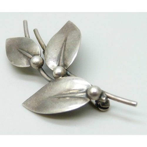 7113 - A Scandinavian silver brooch of leaf form by Danish designer N.E. From, 4.9g, 5cm