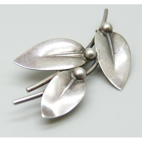 7113 - A Scandinavian silver brooch of leaf form by Danish designer N.E. From, 4.9g, 5cm