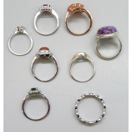 7115 - Eight silver gem set rings, 30g