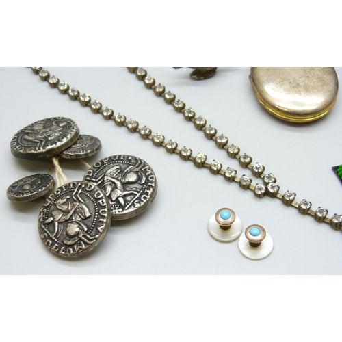 7136 - A collection of Victorian and later jewellery, together with a Mexican silver ring, a Czech style br... 