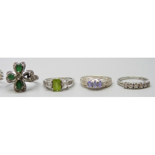 7155 - Eight silver gem set rings, 27g