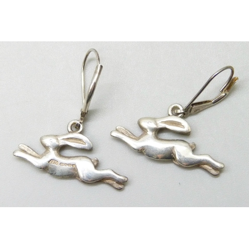 7156 - A pair of hallmarked silver hare earrings, 4.8g, 2.5cm drop