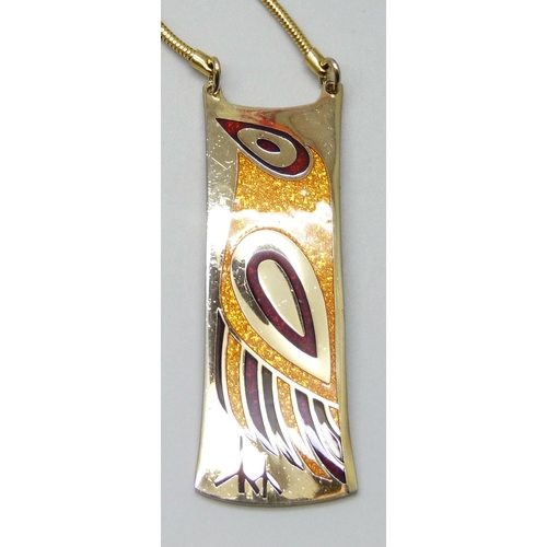 7182 - A De Passille Sylvestre modernist enamelled pendant depicting a bird, on chain, 6.4cm pendant