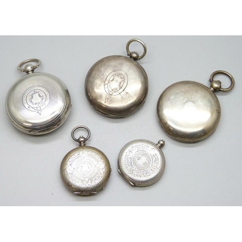 7251 - Silver watch cases, two sterling silver weighing 104g total, two .800 silver fob watch cases, 34g, a... 