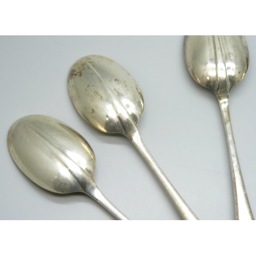 7290 - A set of six silver table spoons, Atkin Brothers, Sheffield 1930, 515g