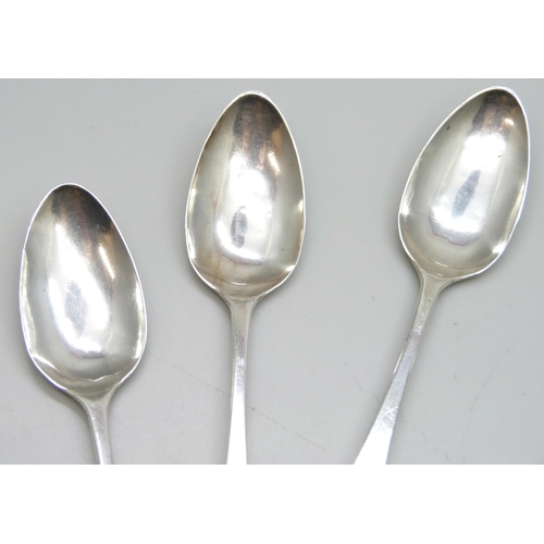 7297 - Set of five silver teaspoons, Dorothy Langlands, Newcastle, 1805-1813, 64g