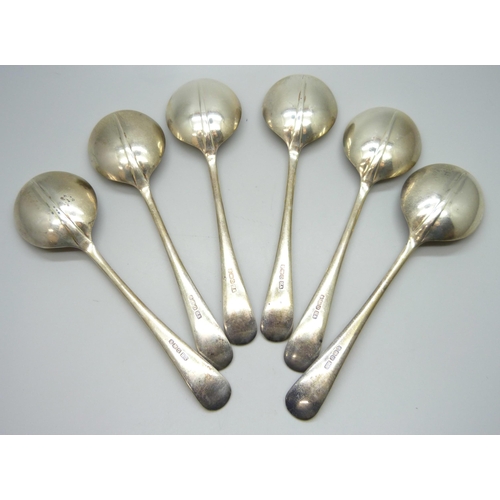 7298 - A set of six silver soup spoons, Atkin Brothers, Sheffield 1931, 460g