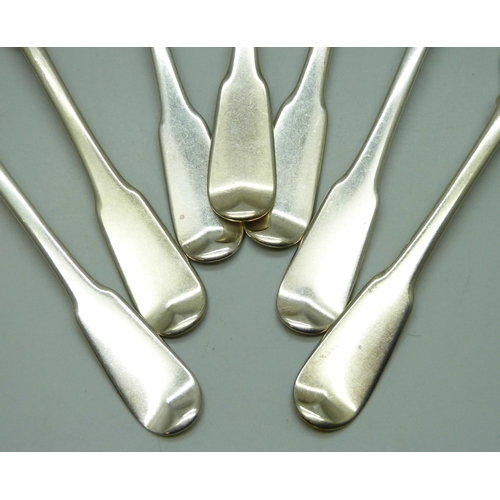 7304 - A set of seven George III silver forks, London 1816, 276g