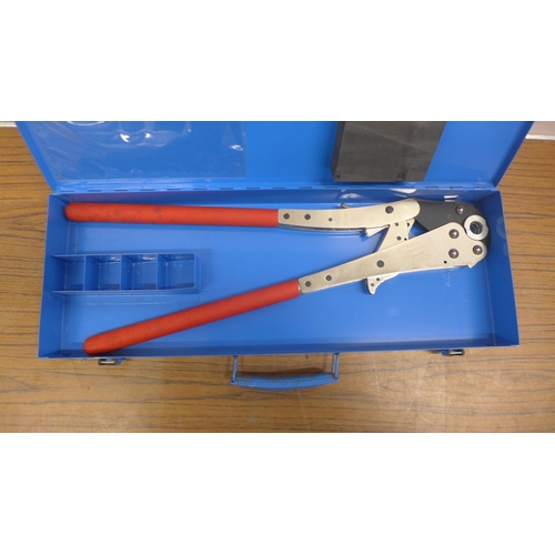 5007 - A Klauke Textron 06/04 crimping tool in metal case