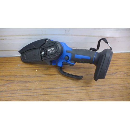 5018 - A 'Dayplus' cordless chainsaw, unused