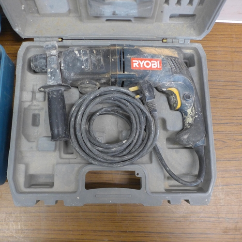 5041 - A Ryobi ERH-650V, 230V hammer drill in case and a Makita HR2470, 230V rotary hammer drill in case