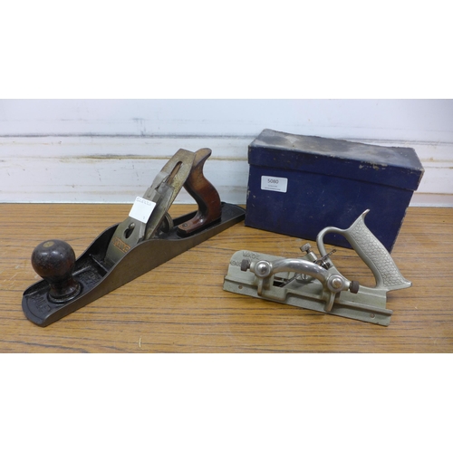 5080 - A Record 044 plough plane in original box with 7 blade set and a Stanley and Bailey No 5 wood plane