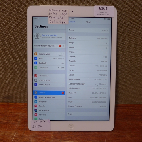 6104 - Apple Ipad 16gb (model:FD794B/B)  *This lot is subject to VAT