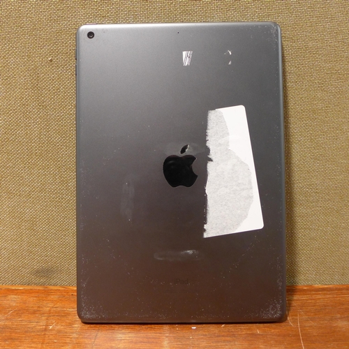 6123 - Apple Ipad 8th Generation 32gb, cracked screen (model:MYL92B/A)  *This lot is subject to VAT