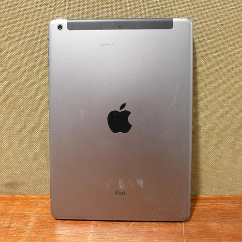 6126 - Apple Ipad Air 16gb (model: MD791B/B) *This lot is subject to VAT