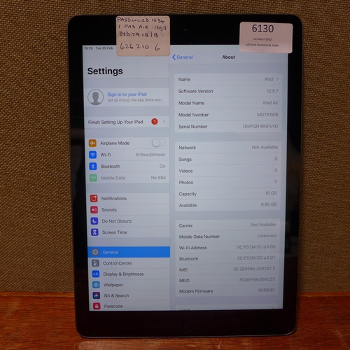 6130 - Apple Ipad Air 16gb (model: MD791B/B) *This lot is subject to VAT