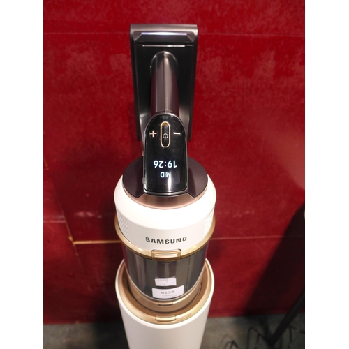 6133 - Samsung Bespoke stick vacuum cleaner, original RRP £499.99 + VAT (353-436) *This lot is subject to V... 