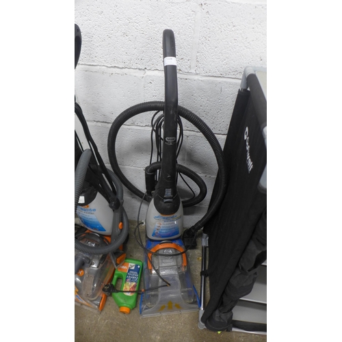 5108 - 2 Vax carpet cleaners and 2 cordless vacuum cleaners